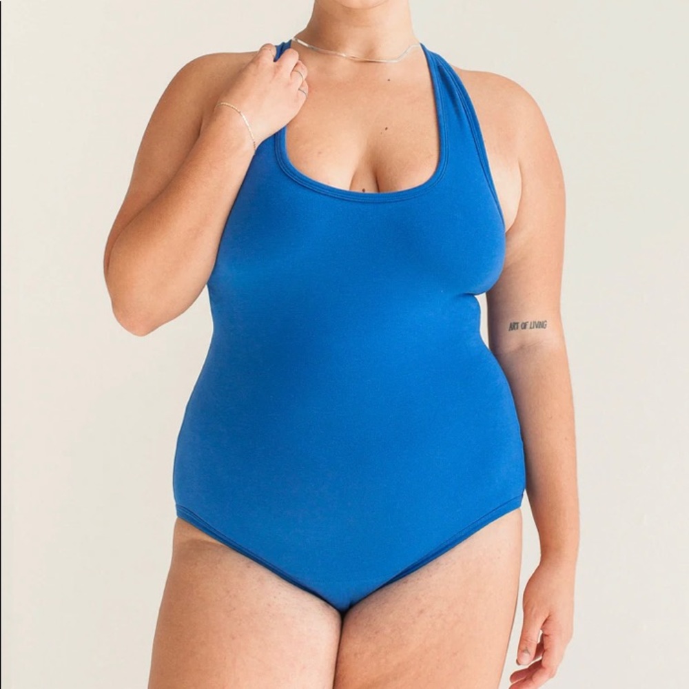 ARQ Cleo Leo, Cobalt